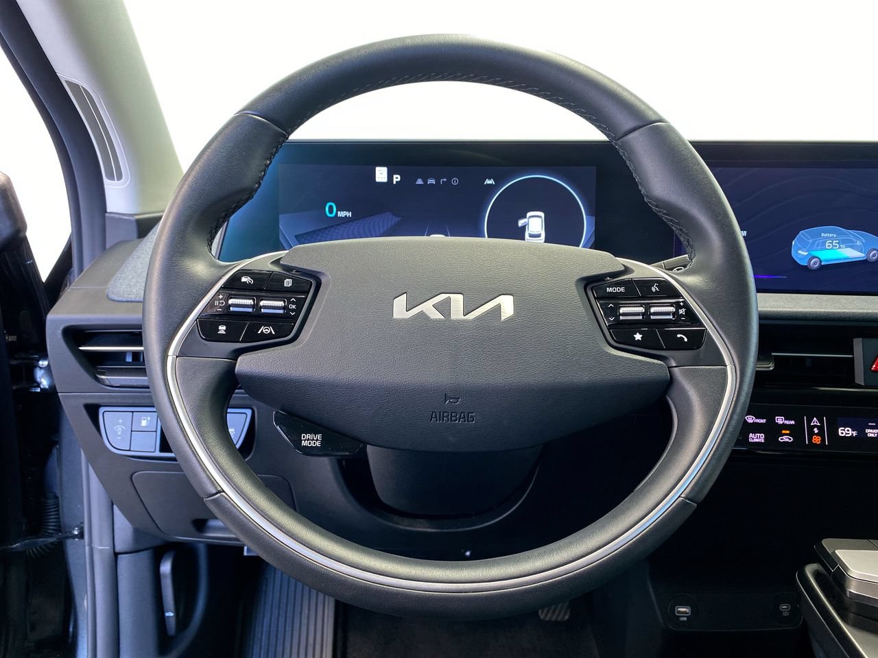 Certified 2024 Kia EV6 Light RWD image 21
