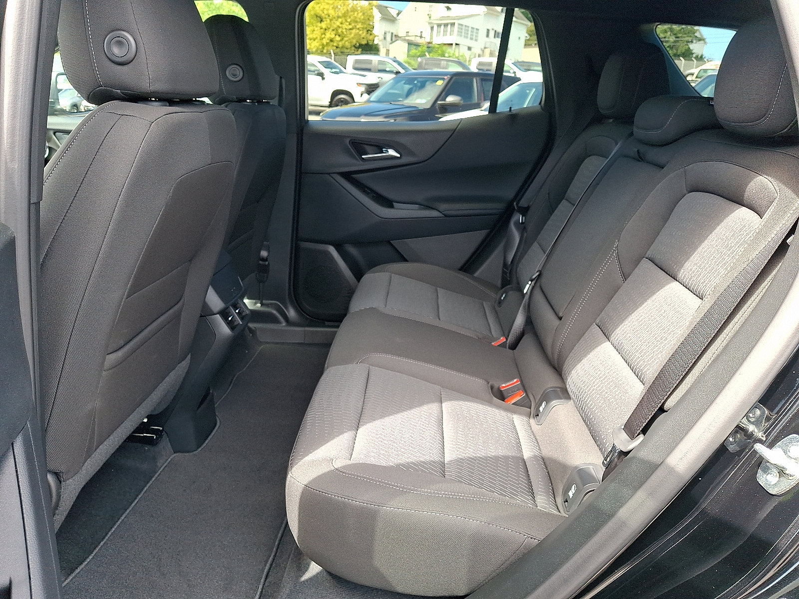 New 2027 Chevrolet Equinox LT AWD/4WD image 5
