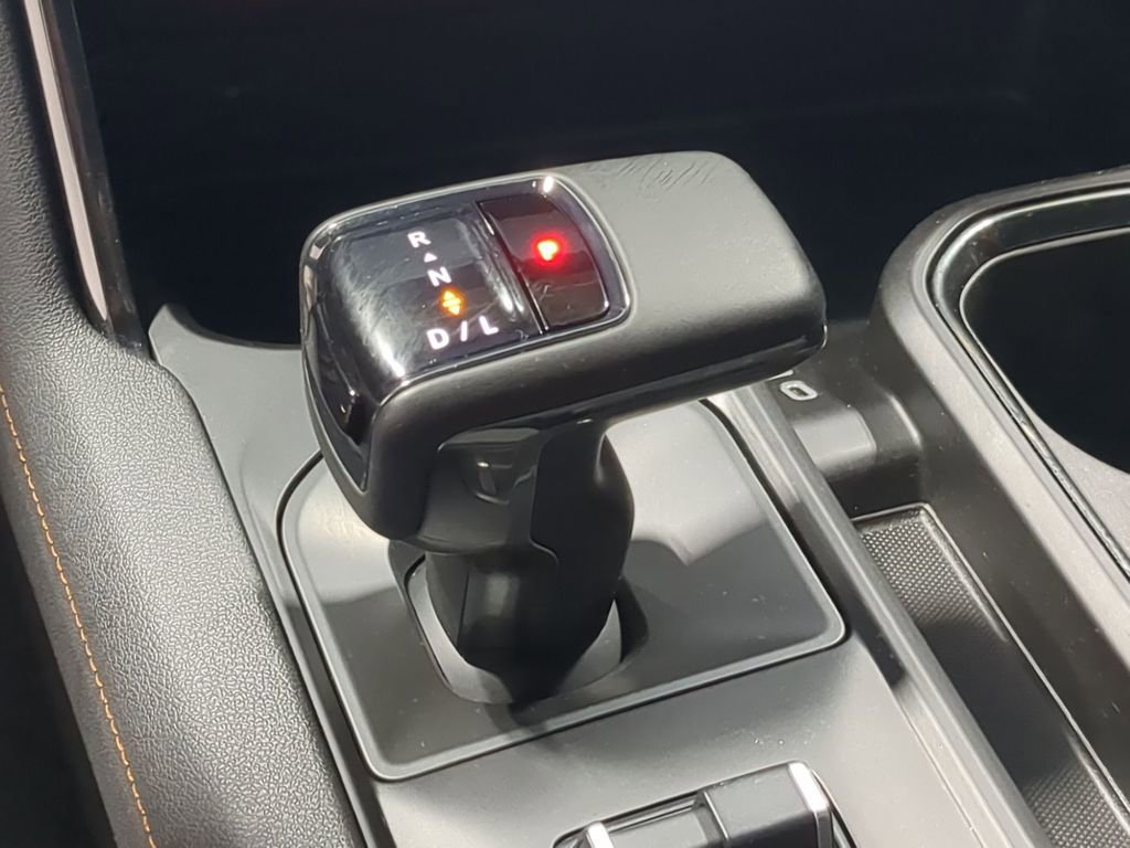 Used 2024 GMC Sierra 1500 AT4 w/ Technology Package AWD/4WD image 31