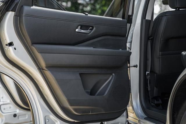 New 2025 Nissan Pathfinder SL w/ SL Premium Package image 38