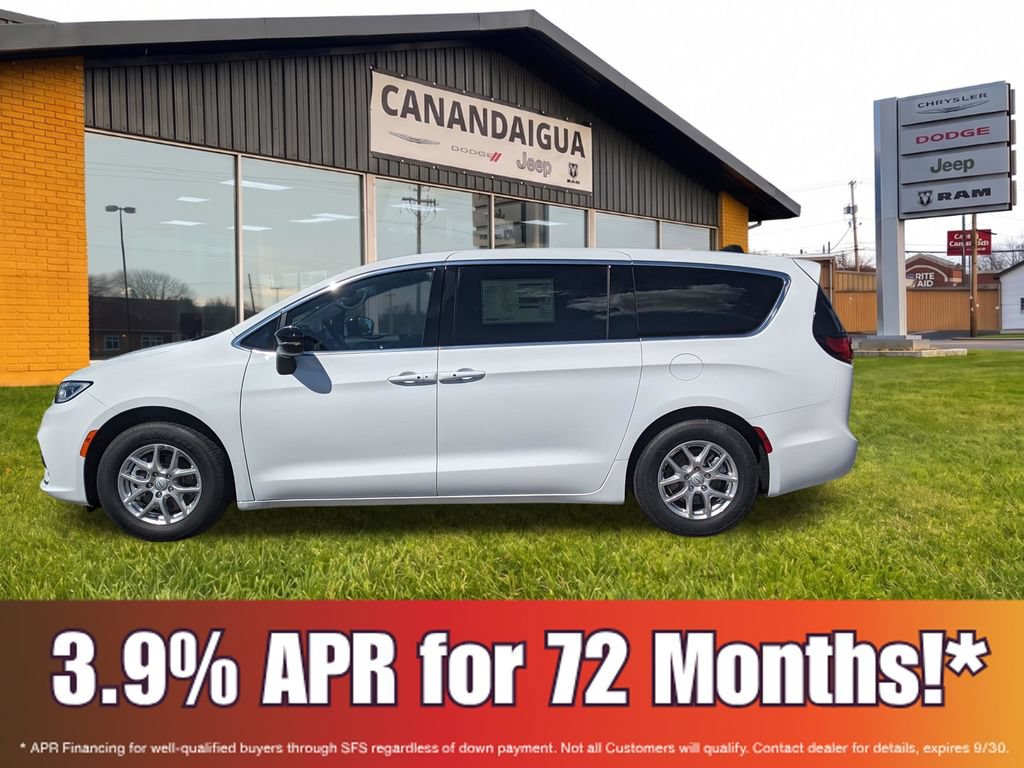 New 2026 Chrysler Pacifica Select FWD image 4