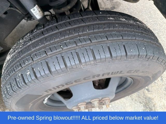 Used 2018 RAM 3500 Tradesman w/ Chrome Appearance Group AWD/4WD image 13
