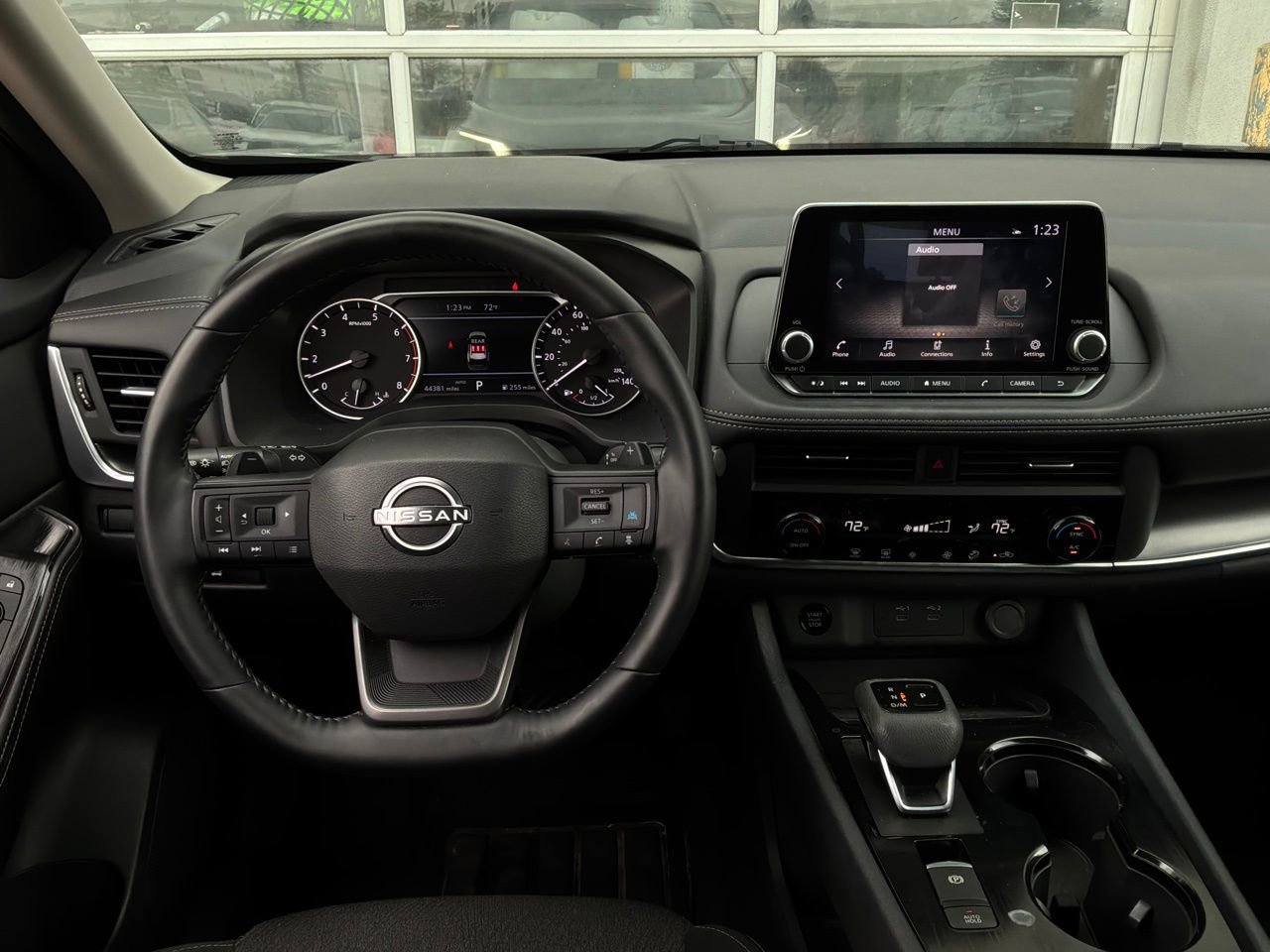 Used 2025 Nissan Rogue SV image 13