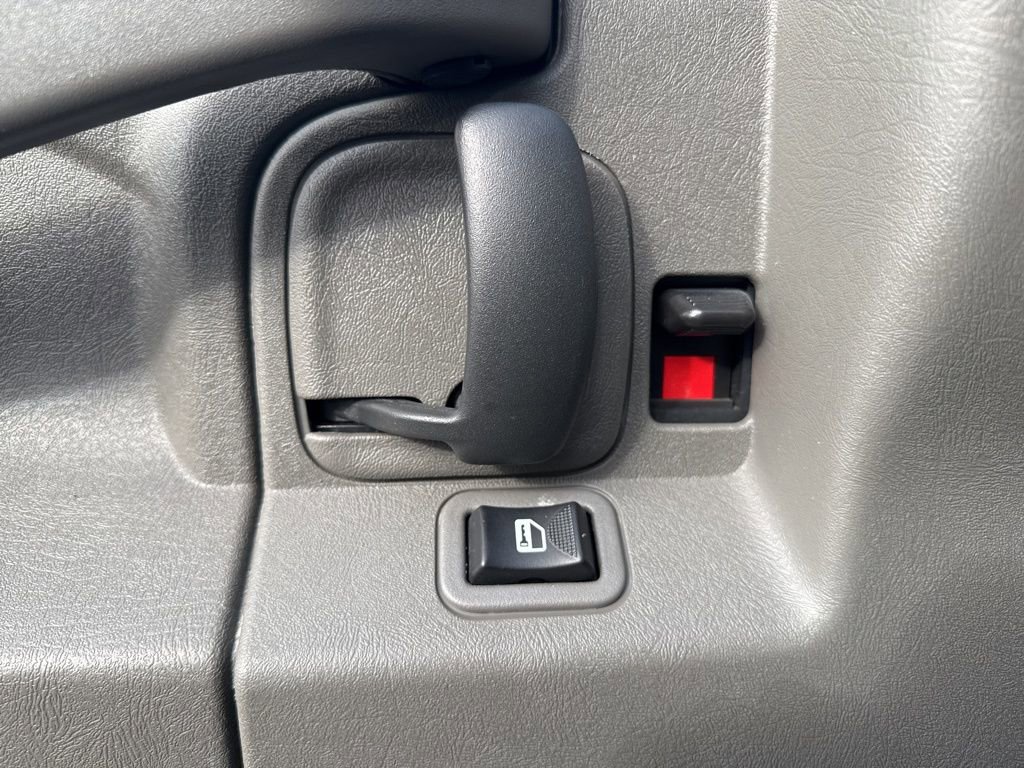 Used 2023 Chevrolet Express 2500 w/ Driver Convenience Package RWD image 10