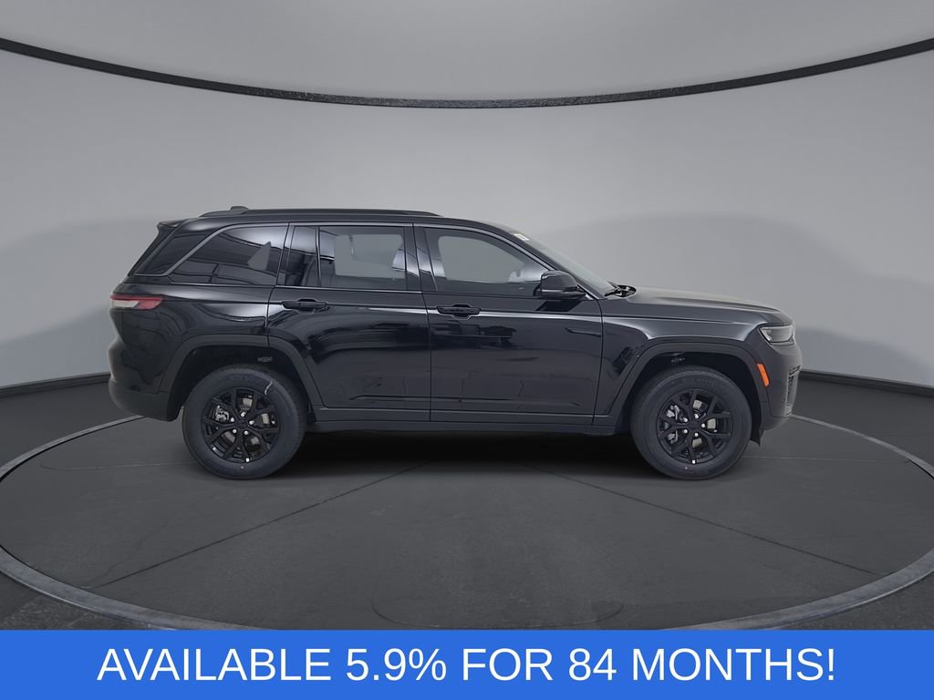 New 2026 Jeep Grand Cherokee Laredo image 17