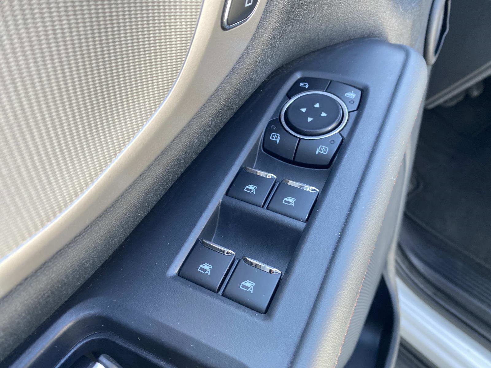 Used 2025 Ford Expedition Active image 17