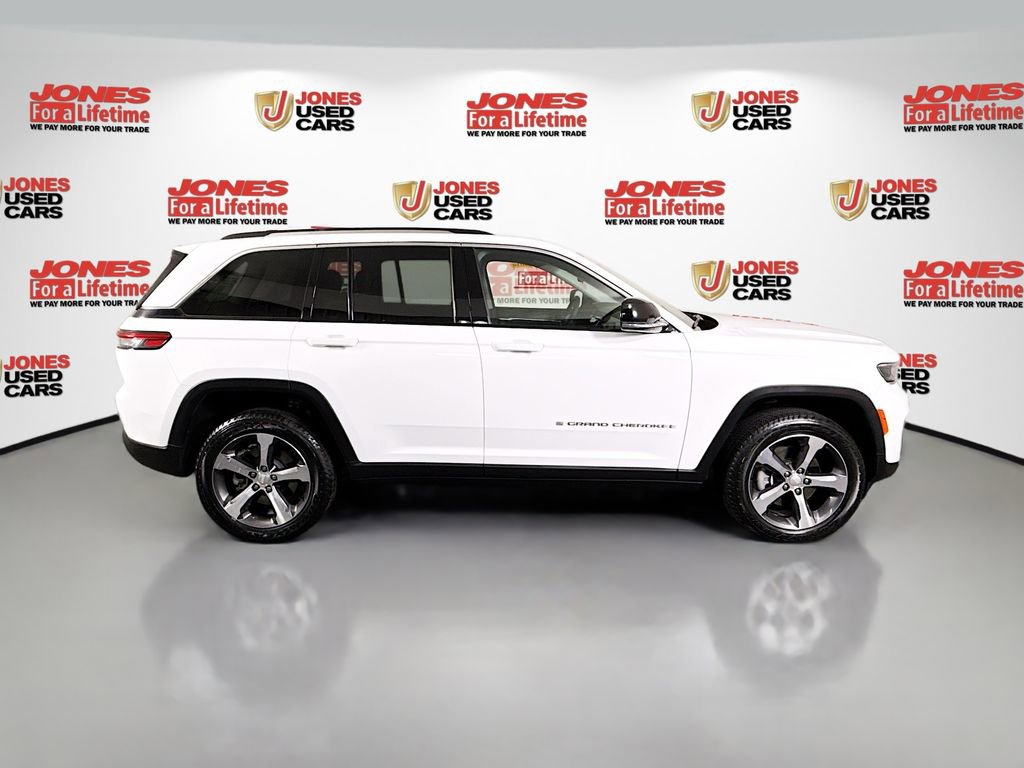 Used 2022 Jeep Grand Cherokee Limited 4xe image 18