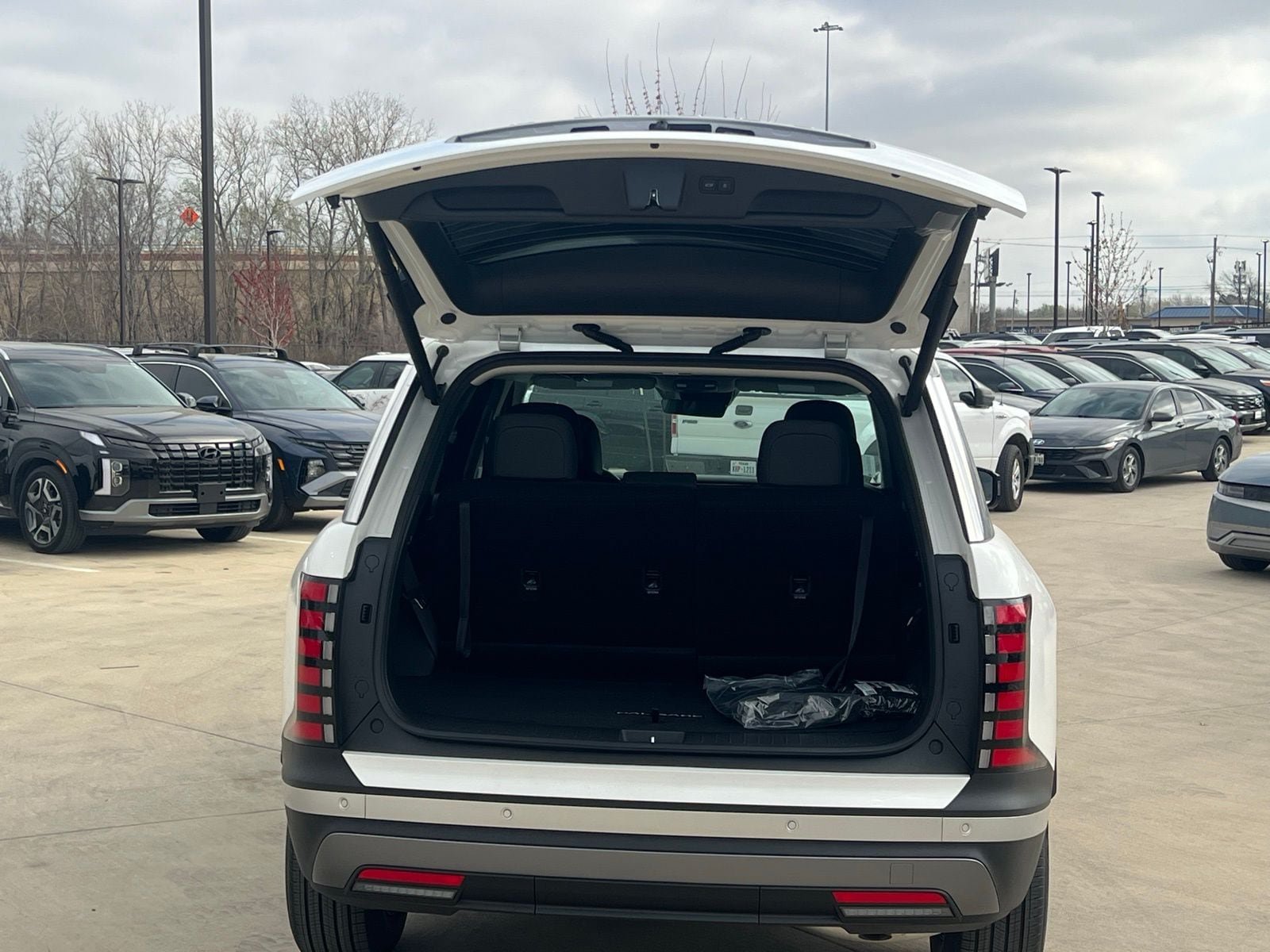New 2026 Hyundai Palisade SEL FWD image 14