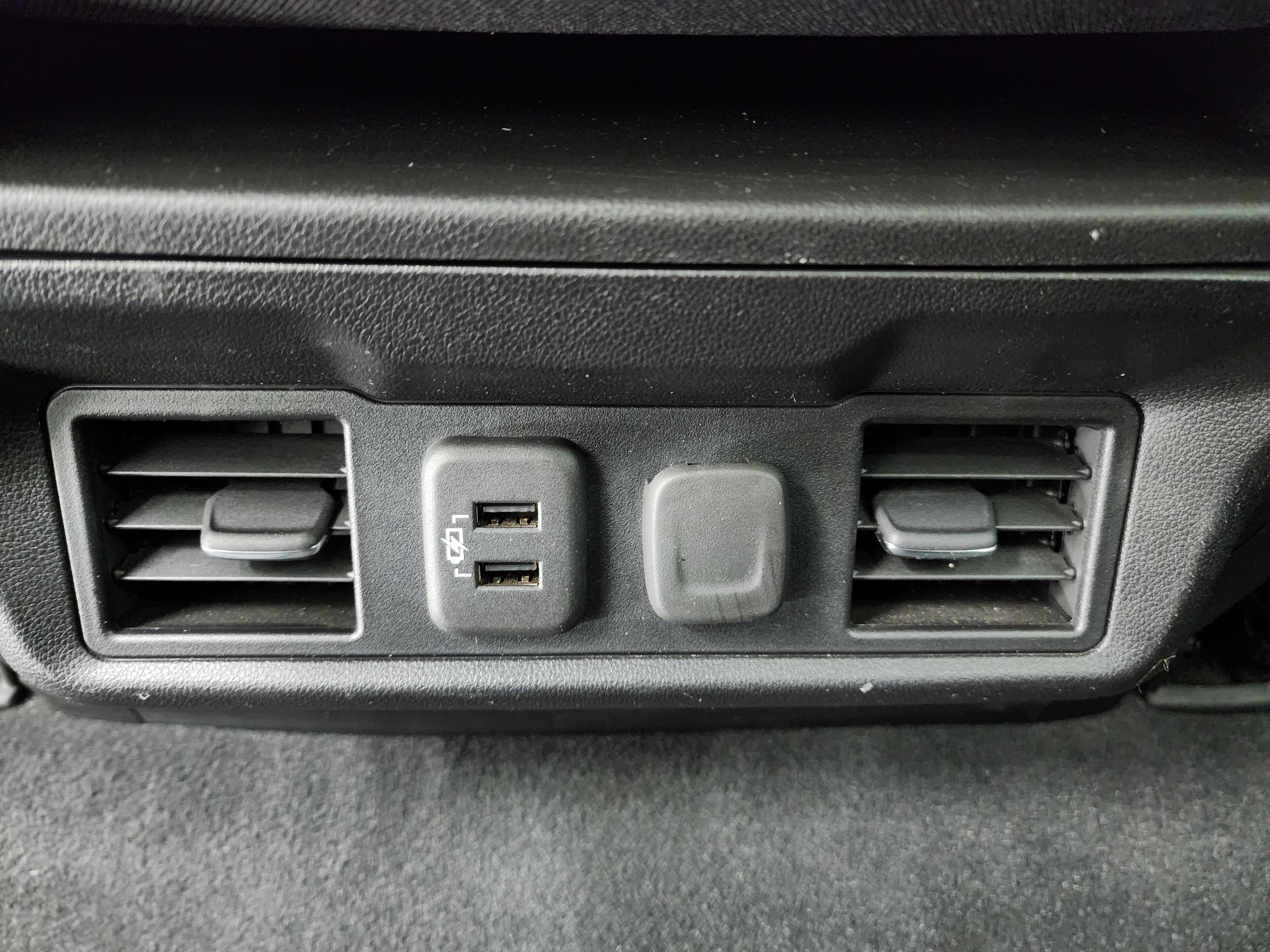 Used 2023 GMC Sierra 2500 SLE w/ SLE Convenience Package image 38