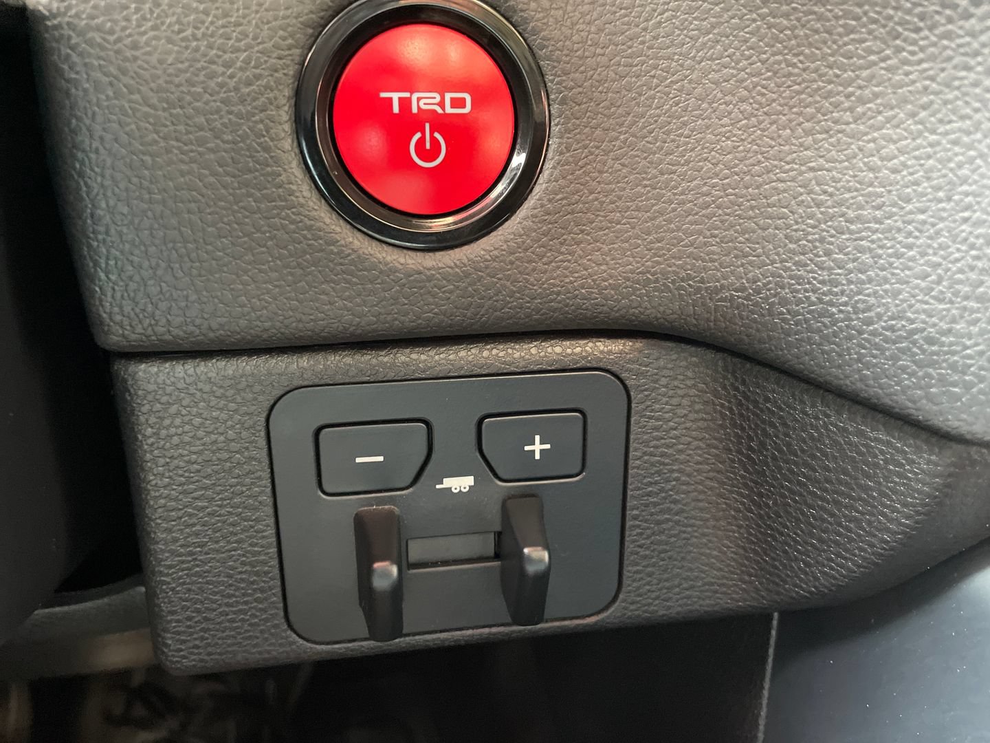 Certified 2025 Toyota Sequoia TRD Pro AWD/4WD image 7