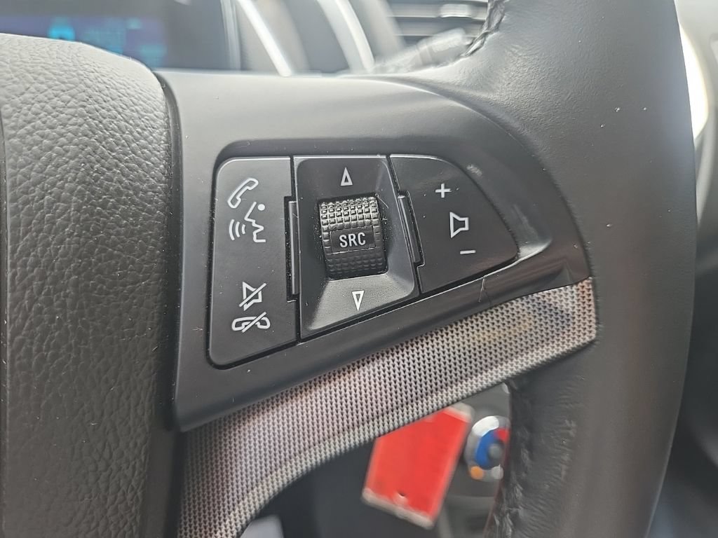 Used 2016 Chevrolet Trax LTZ w/ Midnight Edition AWD/4WD image 40