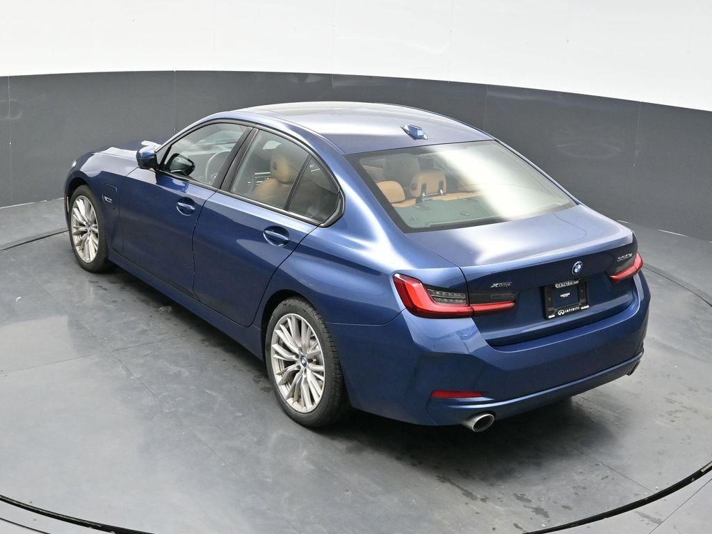 Used 2023 BMW 330e xDrive w/ Premium Package AWD/4WD image 37