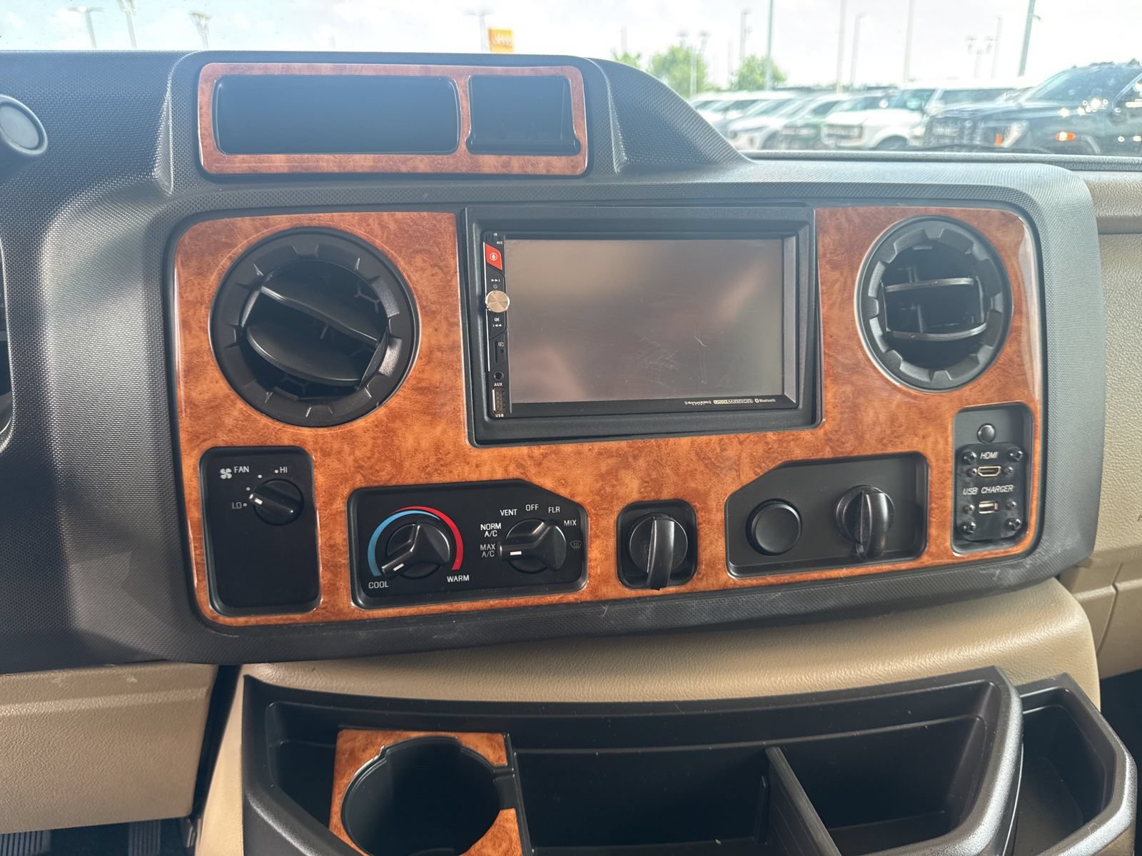 Used 2018 Ford E-450 and Econoline 450 Super Duty w/ Motorhome Prep Package RWD image 16