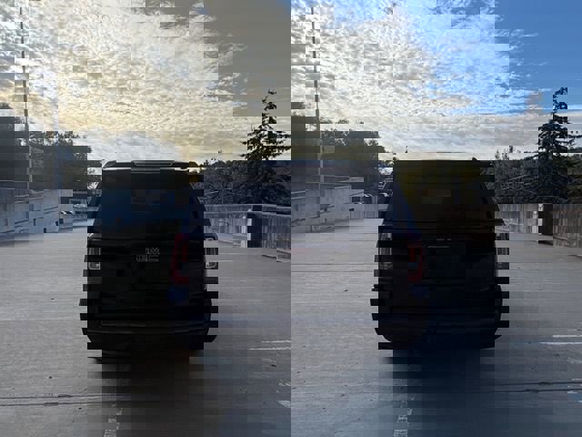 Used 2020 GMC Yukon XL SLT image 6