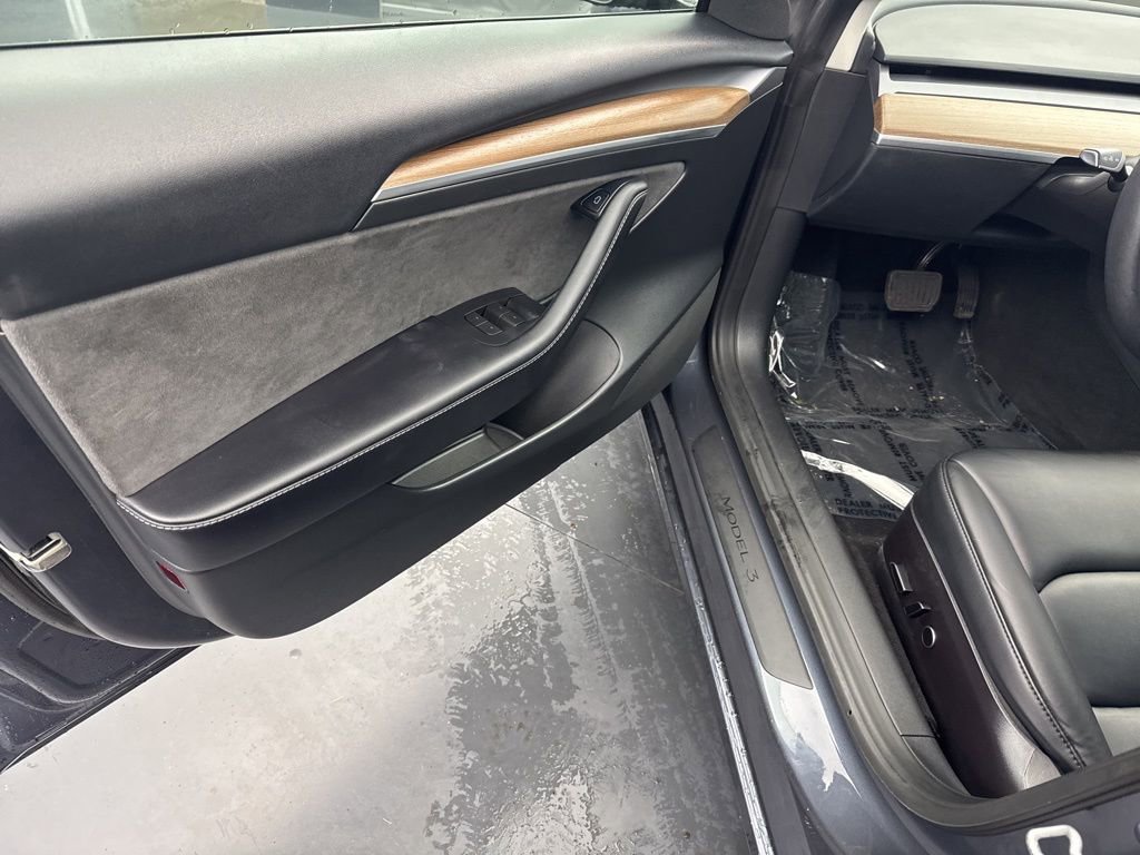 Used 2023 Tesla Model 3 Standard Range image 25