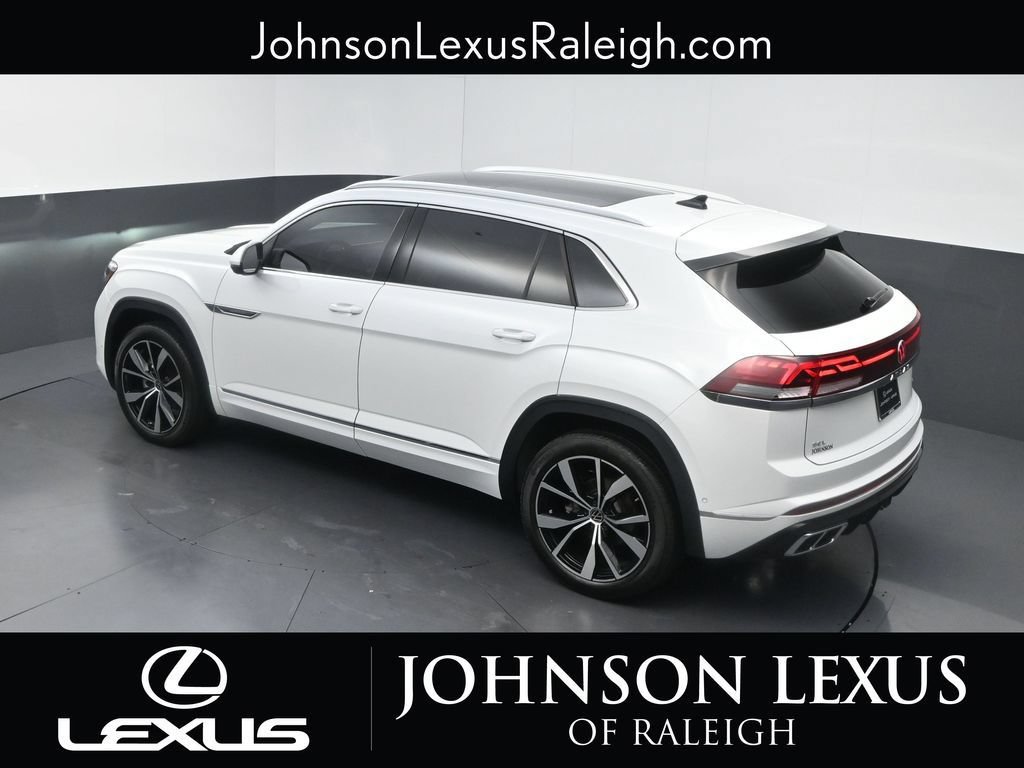 Used 2025 Volkswagen Atlas Cross Sport SEL Premium R-Line AWD/4WD image 27