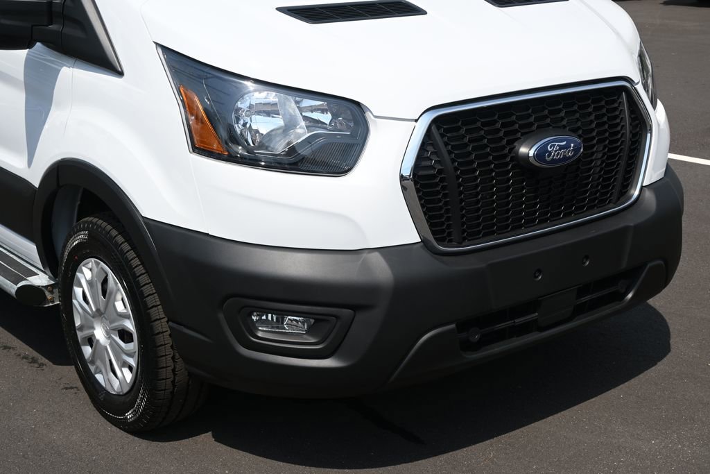 Used 2025 Ford Transit 250 Low Roof w/ Exterior Upgrade Package image 28