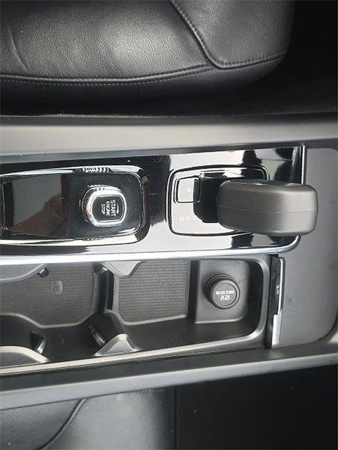 Used 2024 Volvo S60 B5 Core image 14