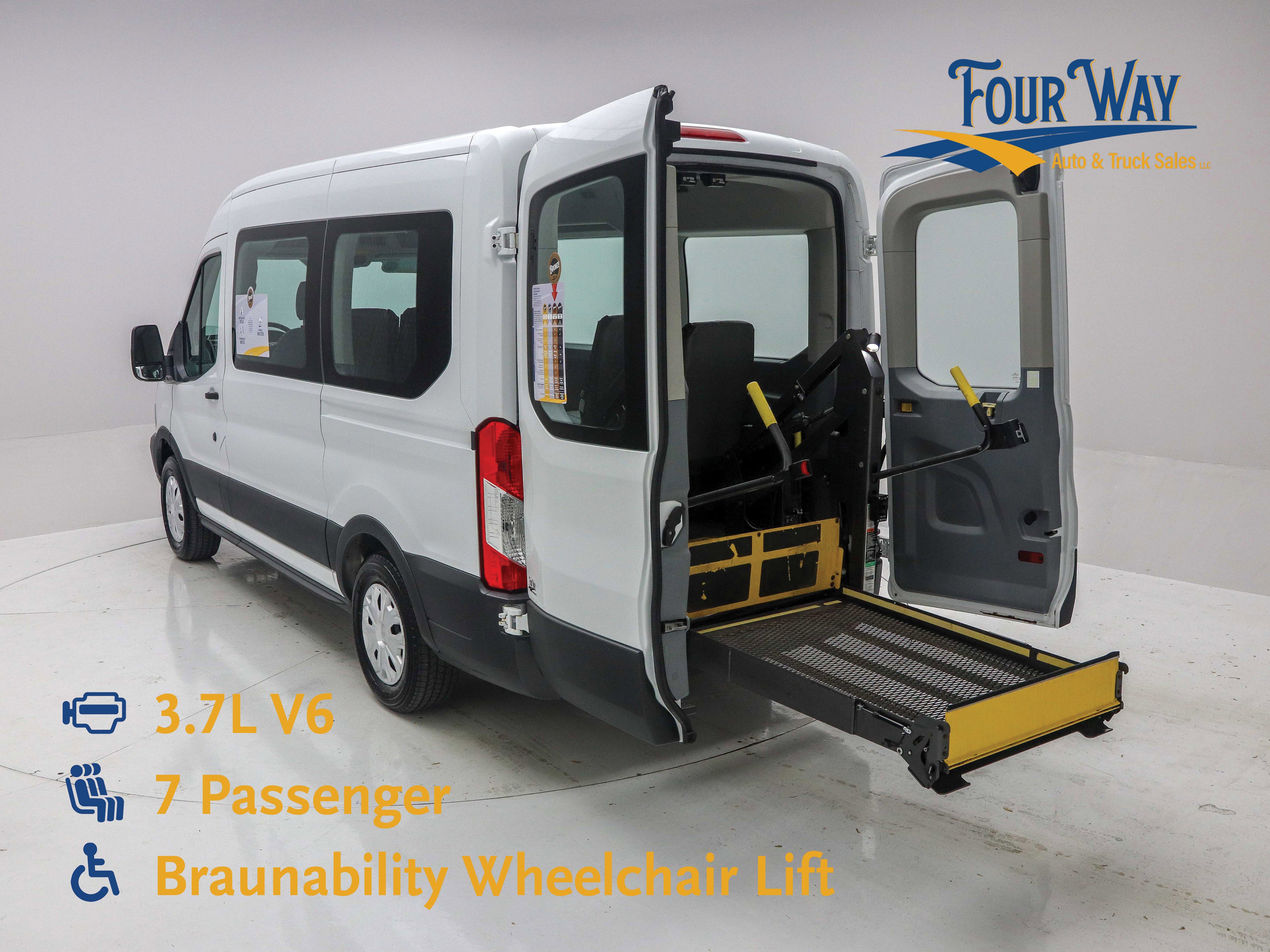 Used 2017 Ford Transit 150 XL RWD image 1