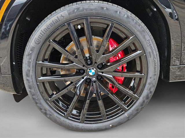 New 2026 BMW X6 xDrive40i w/ Climate Comfort Package image 16