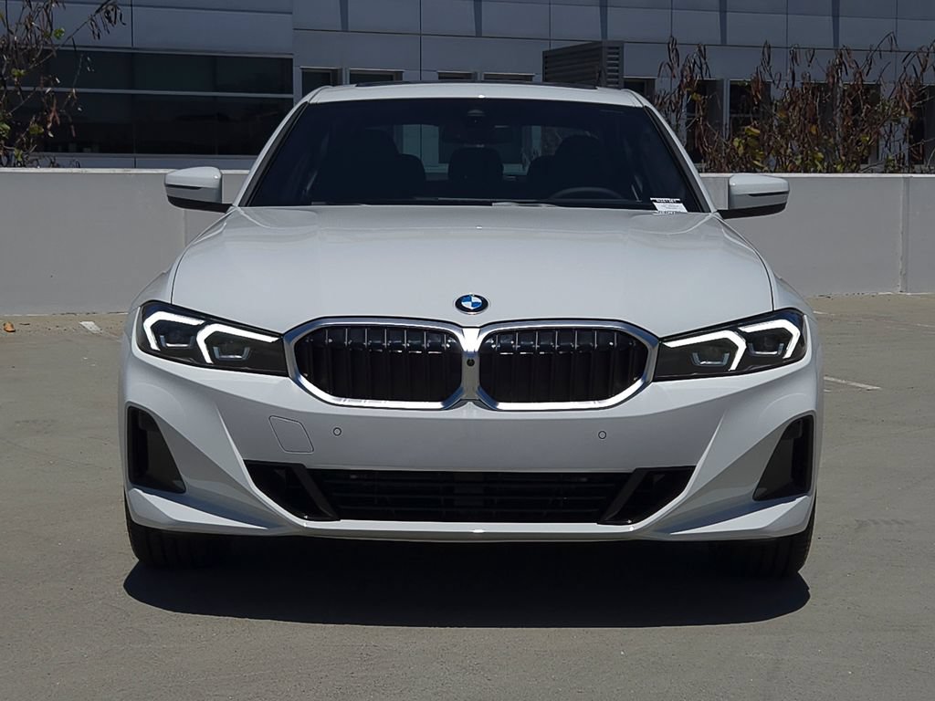 New 2026 BMW 330i Sedan w/ Convenience Package RWD image 2