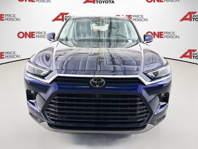 Certified 2025 Toyota Grand Highlander FWD image 2