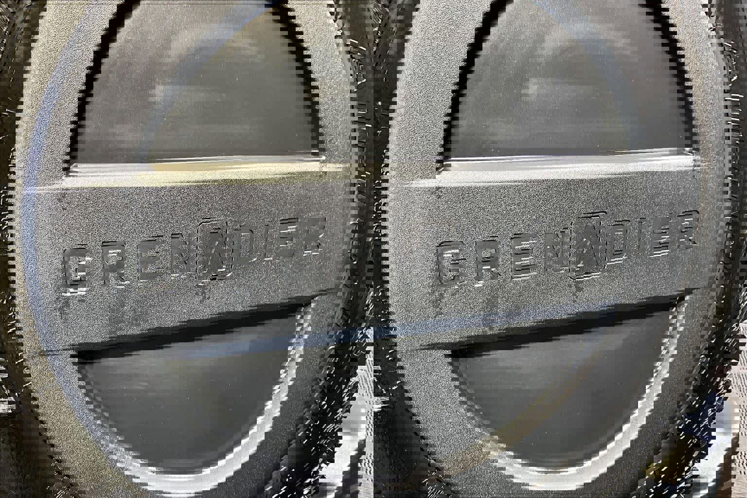 Used 2025 INEOS Grenadier image 10