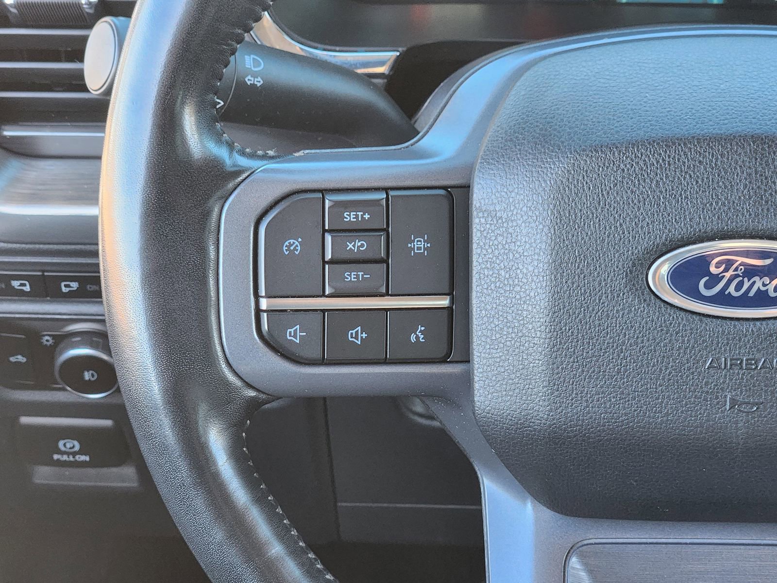 Used 2023 Ford F150 Lariat image 31