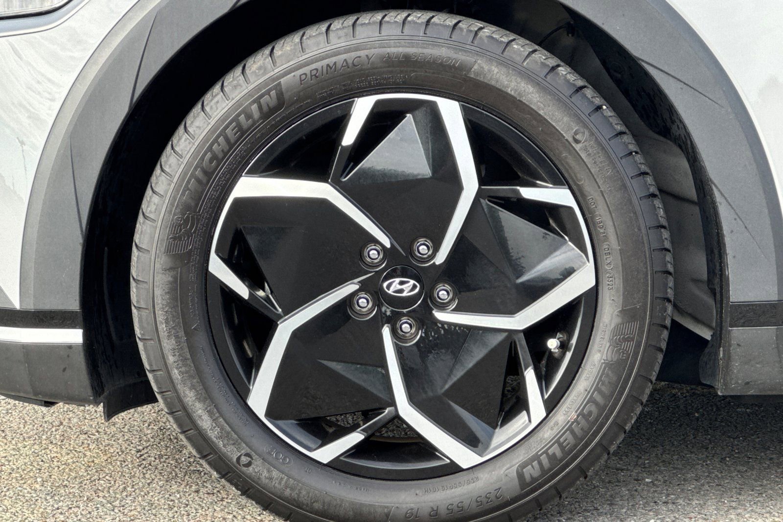 Used 2024 Hyundai Ioniq 5 SEL RWD image 32