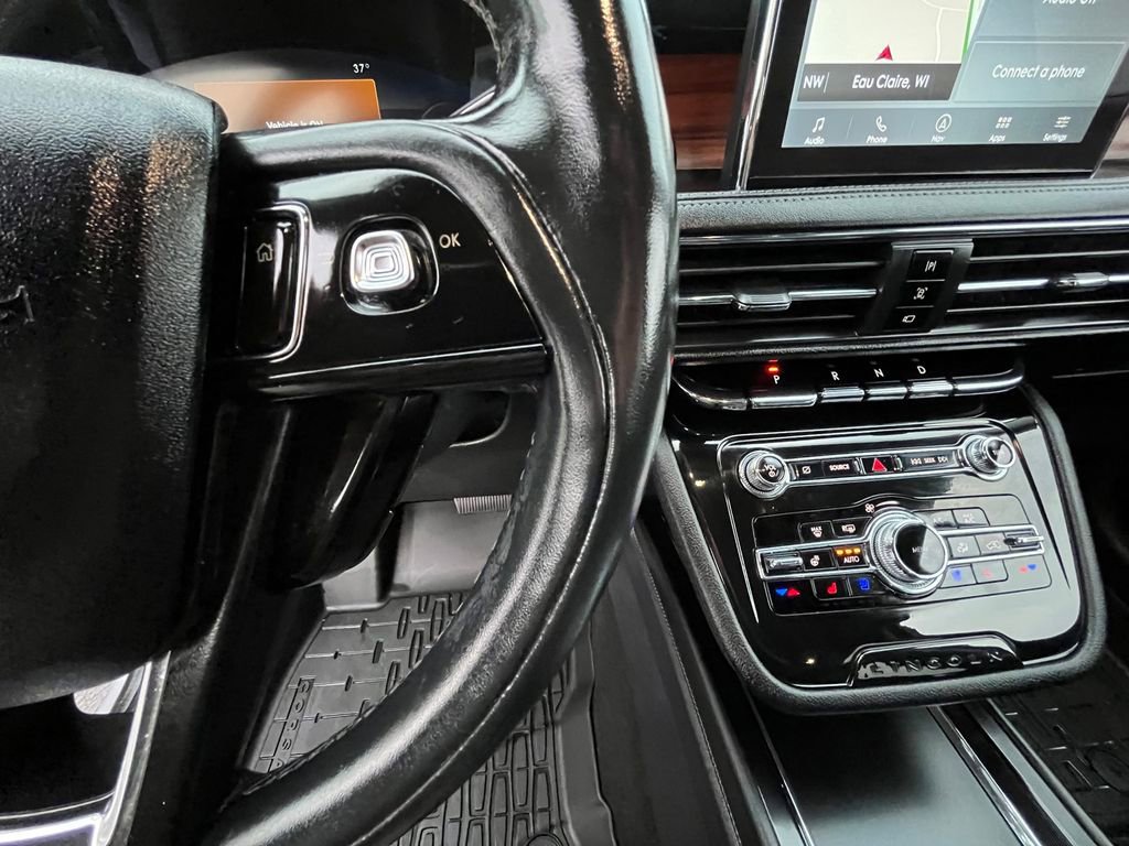 Certified 2022 Lincoln Corsair Reserve w/ Equipment Group 201A image 14