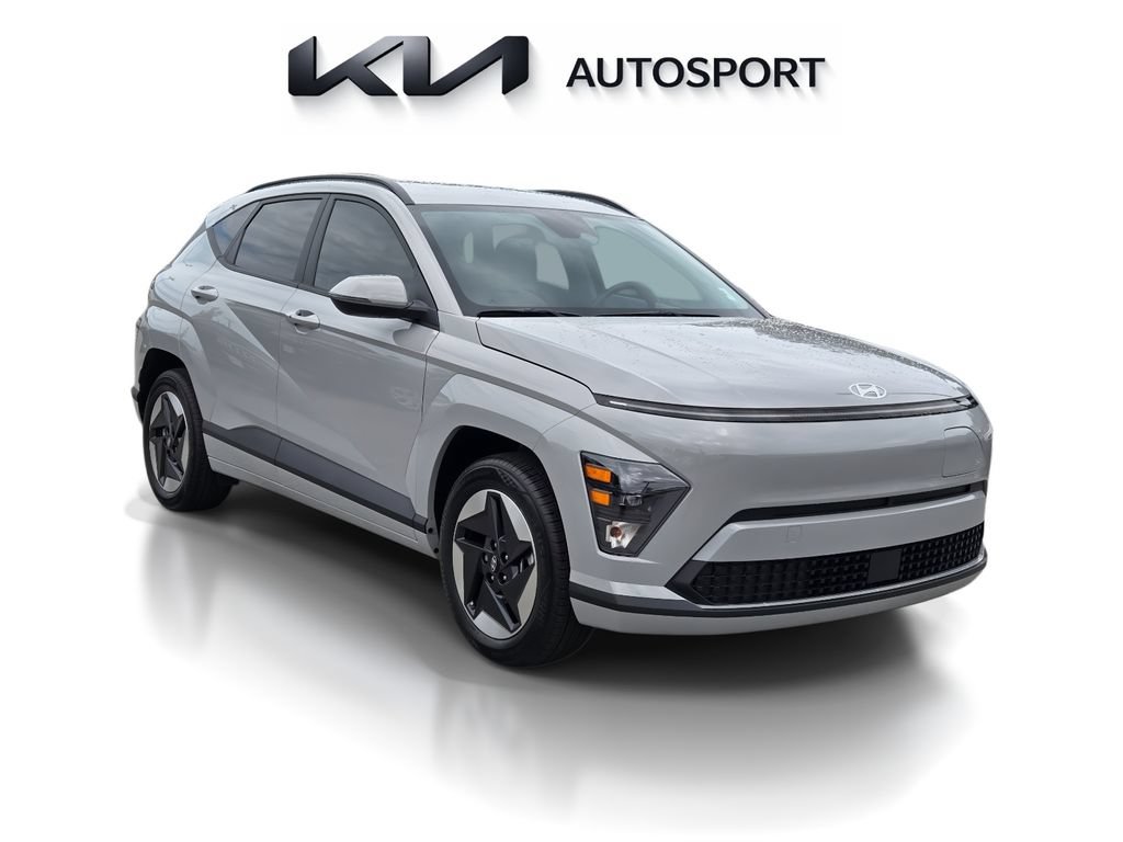 Used 2024 Hyundai Kona SEL FWD image 3