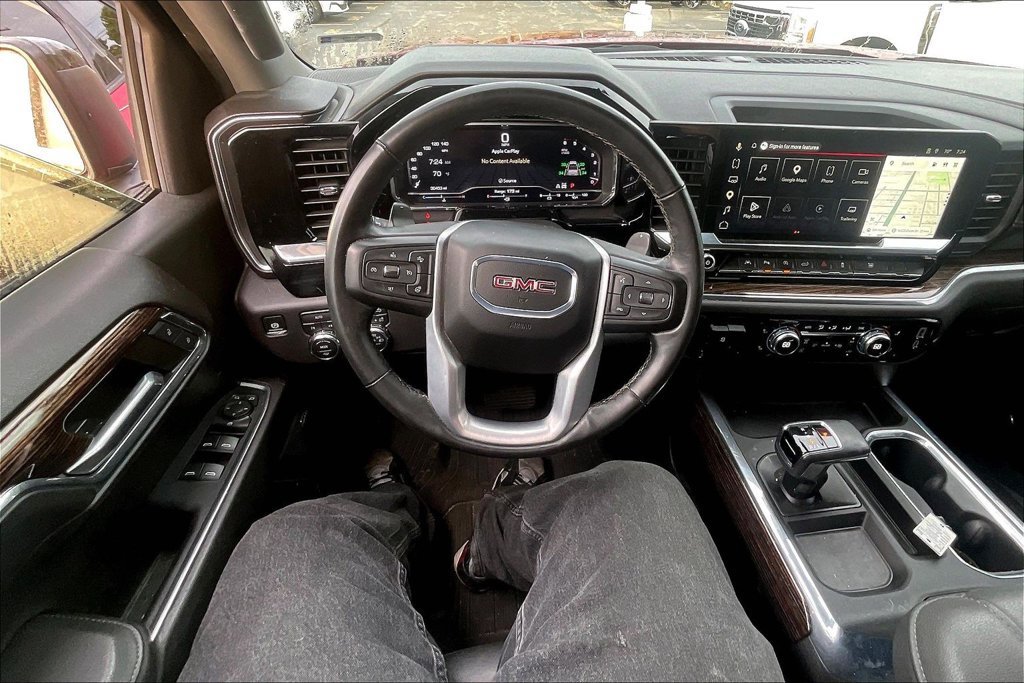 Used 2024 GMC Sierra 1500 Elevation w/ Elevation Premium Package AWD/4WD image 4