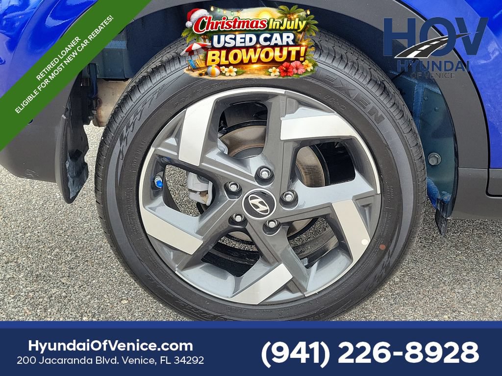 Certified 2026 Hyundai Venue SEL FWD image 7