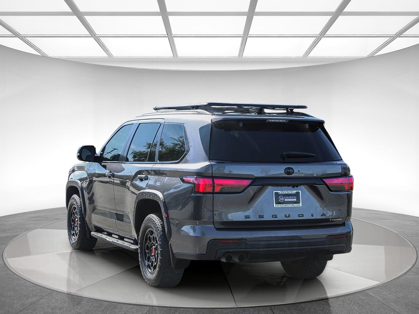 Used 2025 Toyota Sequoia TRD Pro AWD/4WD image 2