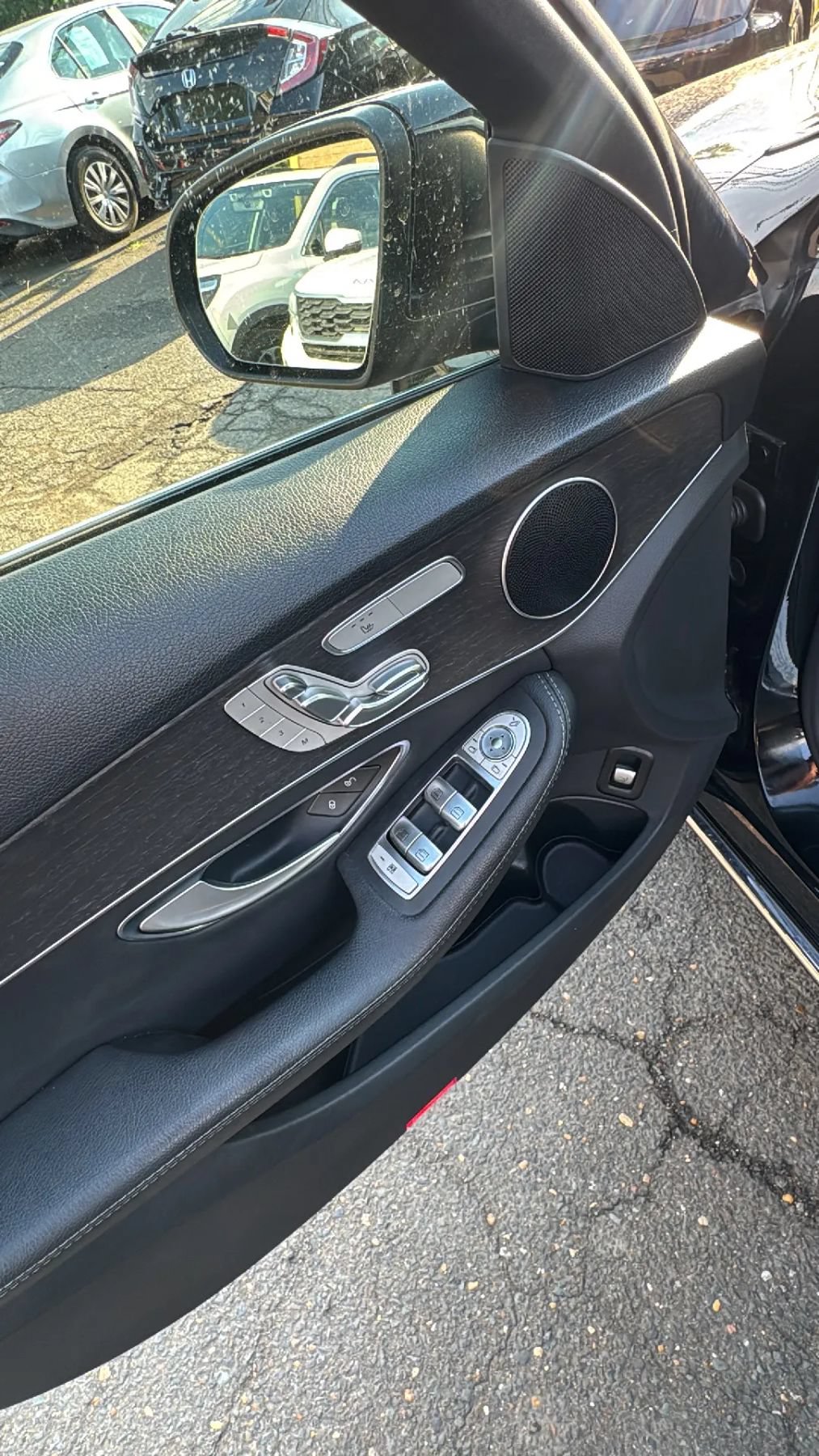 Used 2019 Mercedes-Benz C 300 4MATIC Sedan w/ Premium Package image 10