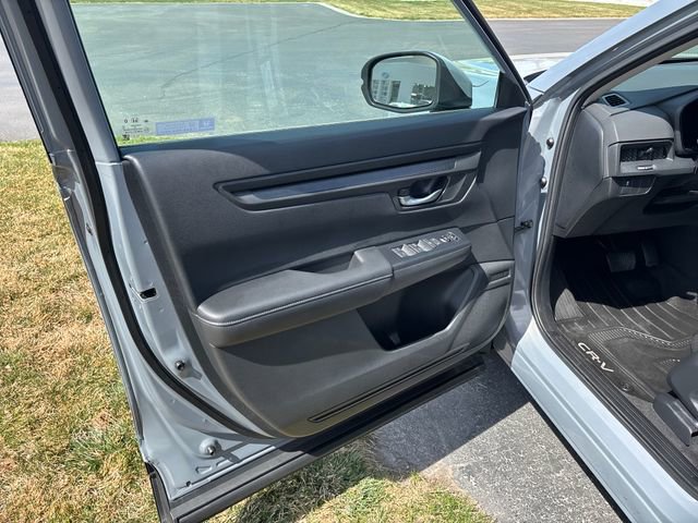 Used 2024 Honda CR-V LX image 10