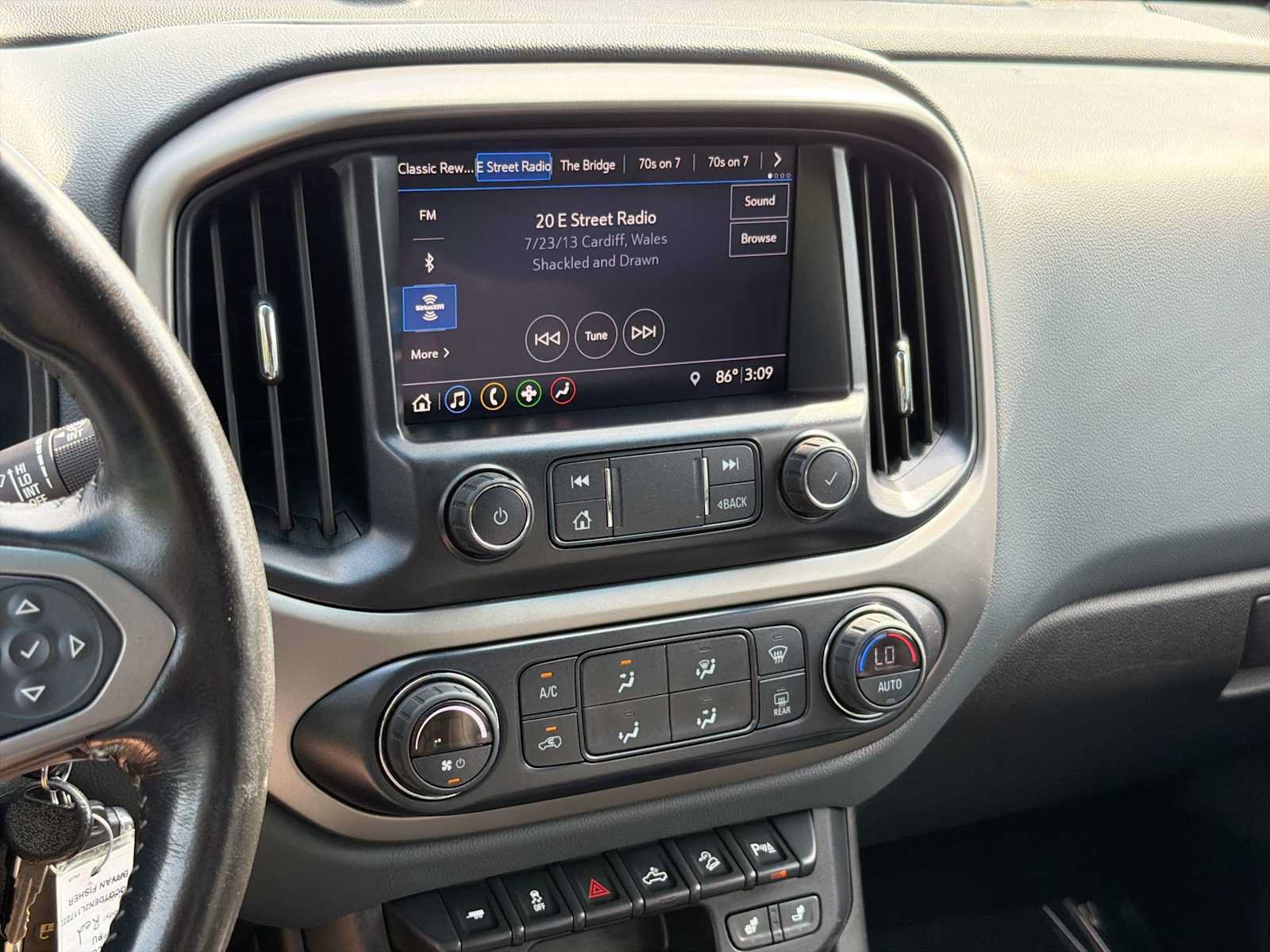 Used 2020 Chevrolet Colorado Z71 AWD/4WD image 22