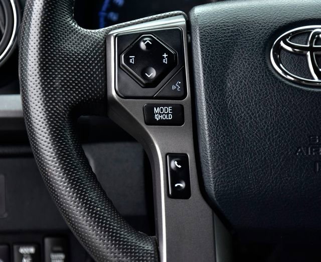 Used 2020 Toyota Tacoma TRD Off-Road image 20