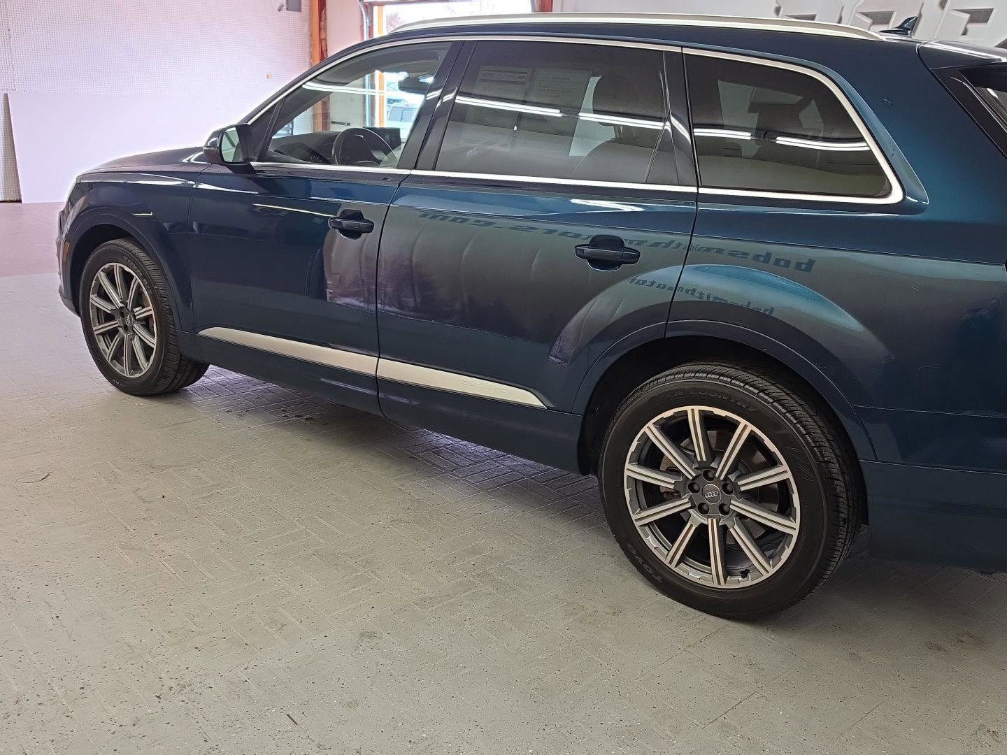 Used 2018 Audi Q7 3.0T Premium Plus w/ Premium Plus Package image 3