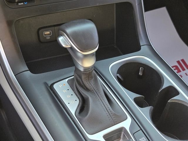 Used 2024 Kia Carnival LX FWD image 29