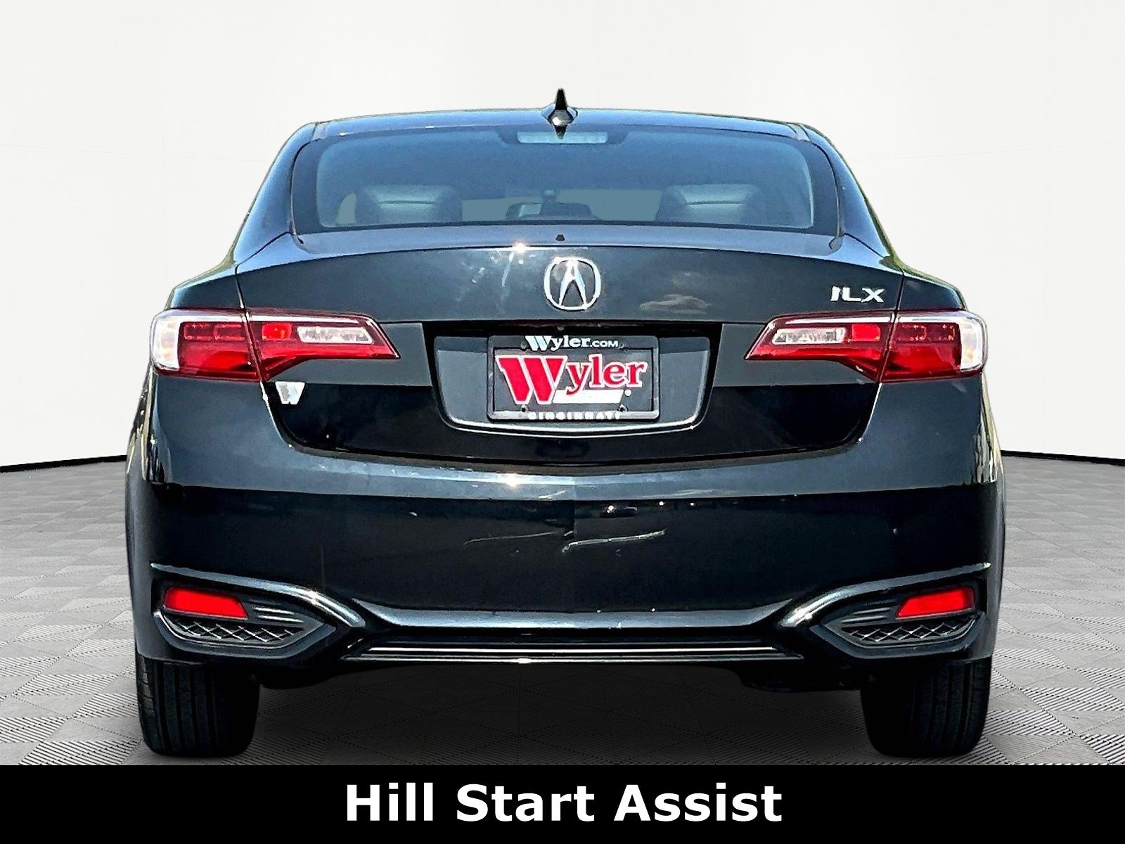 Used 2016 Acura ILX FWD image 5