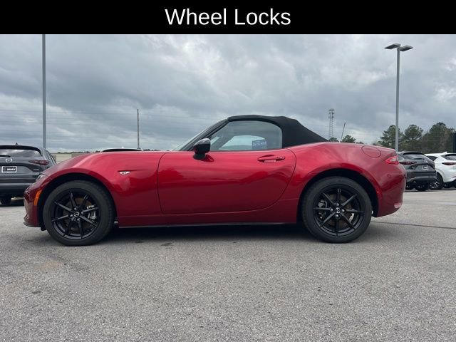 Used 2024 MAZDA MX-5 Miata Sport image 10