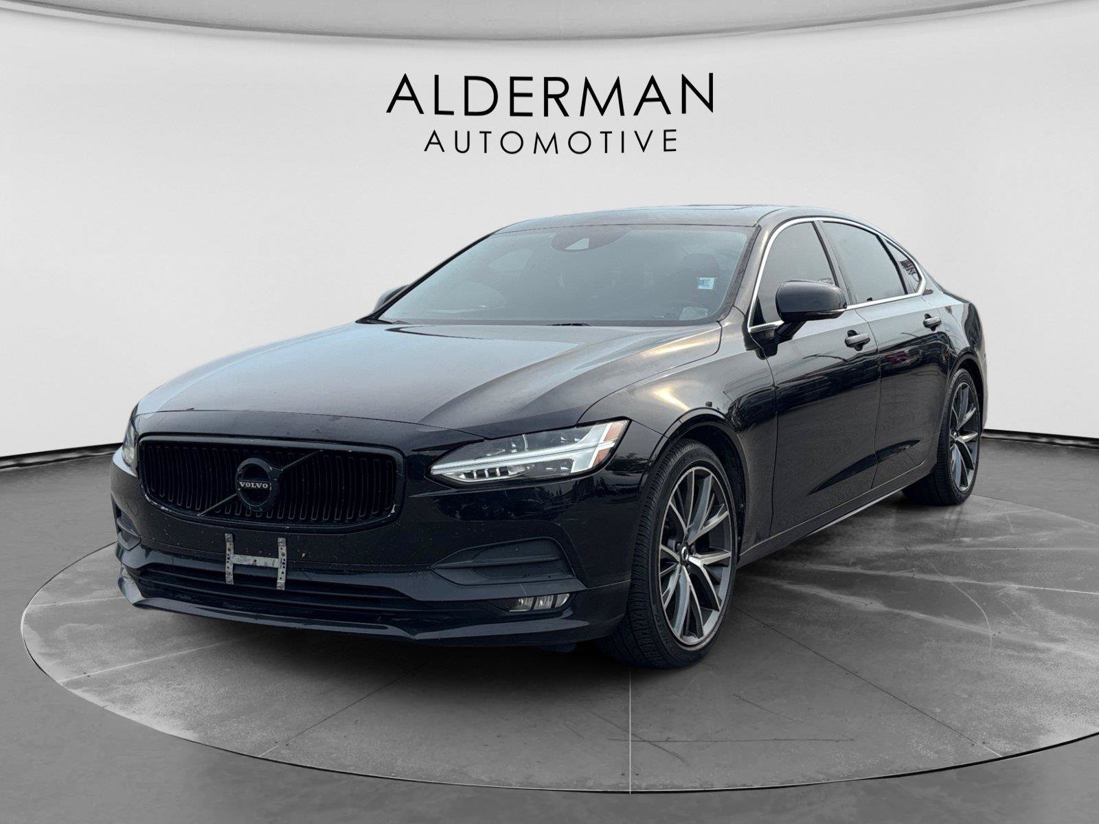 Used 2019 Volvo S90 T5 Momentum
