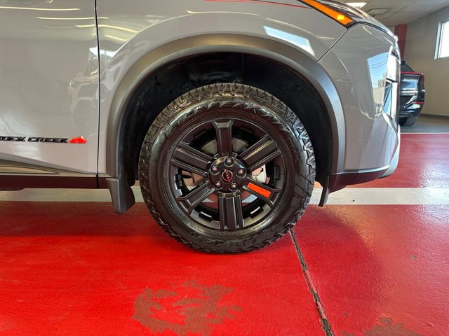 Used 2025 Nissan Rogue SV w/ Rock Creek Premium Package AWD/4WD image 29