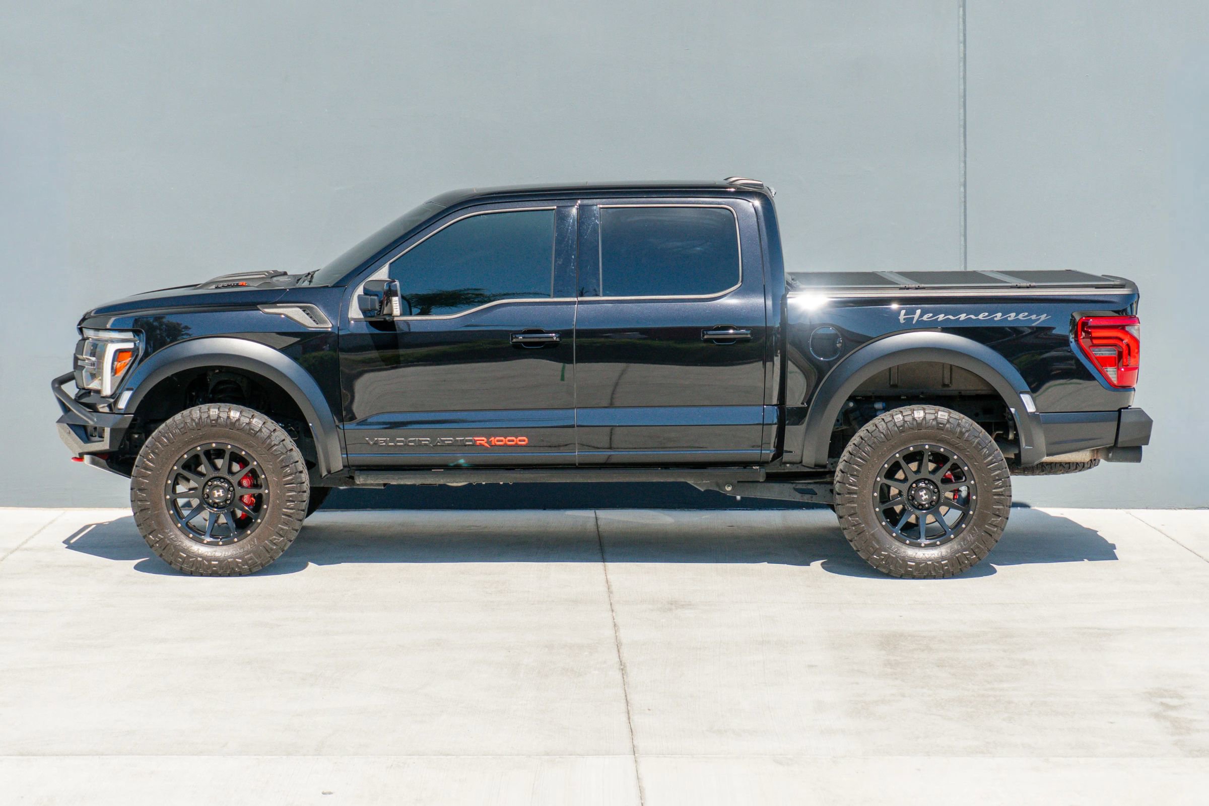 Used 2025 Ford F150 Raptor w/ Equipment Group 803A Raptor R image 2