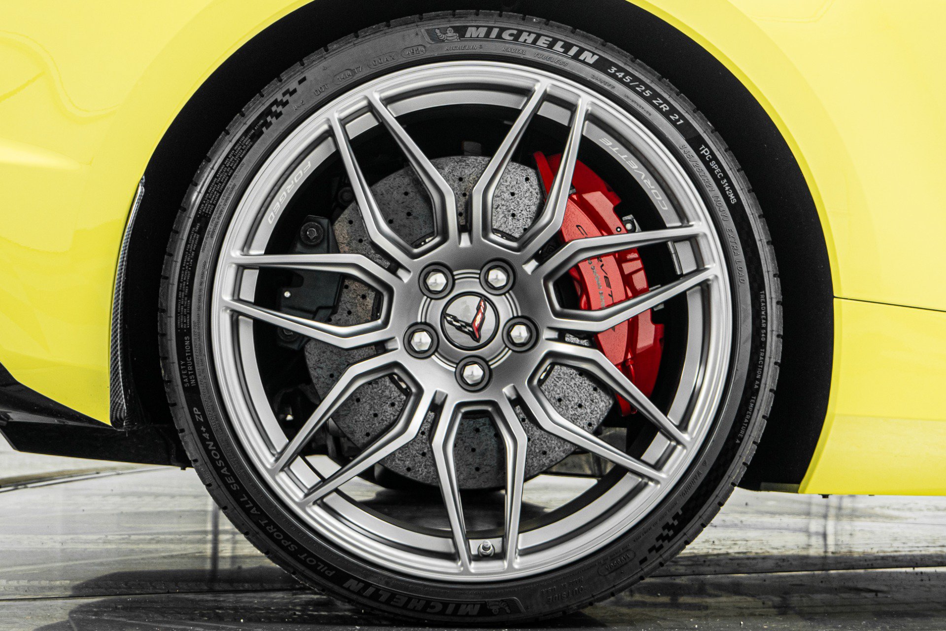 Used 2024 Chevrolet Corvette Z06 w/ Z07 Performance Package RWD image 47