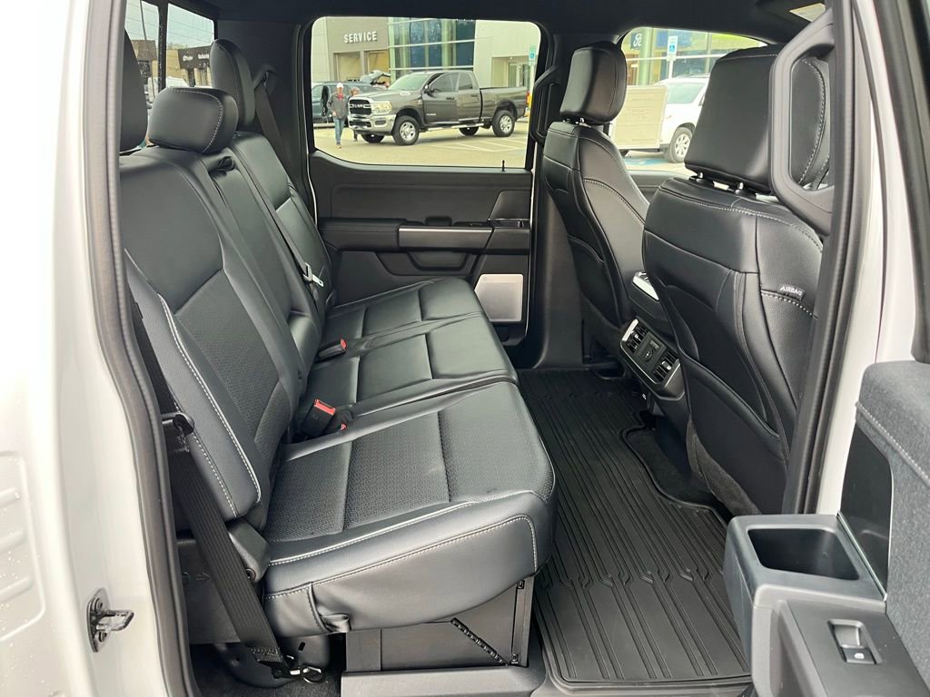 New 2026 Ford F150 Lariat w/ Equipment Group 502A High image 8