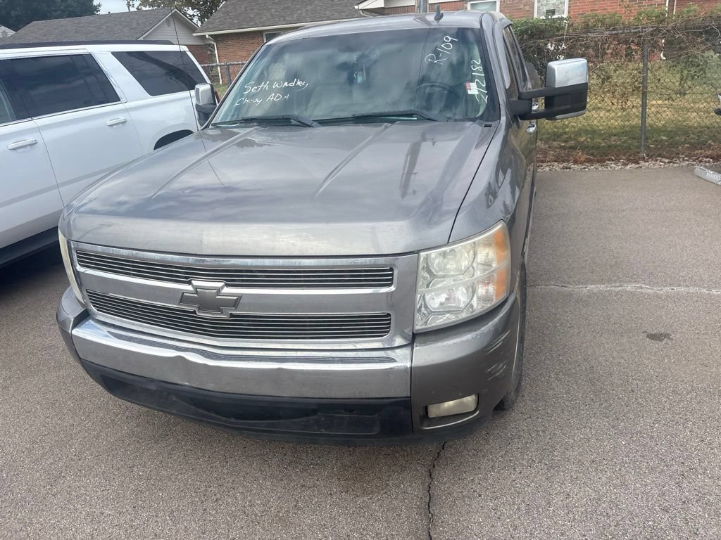 Used 2009 Chevrolet Silverado 1500 LT w/ Texas Edition RWD image 5