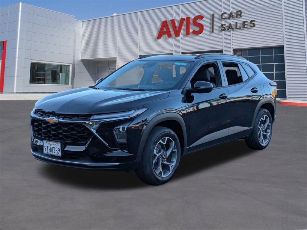 Used 2025 Chevrolet Trax LT w/ LT Convenience Package