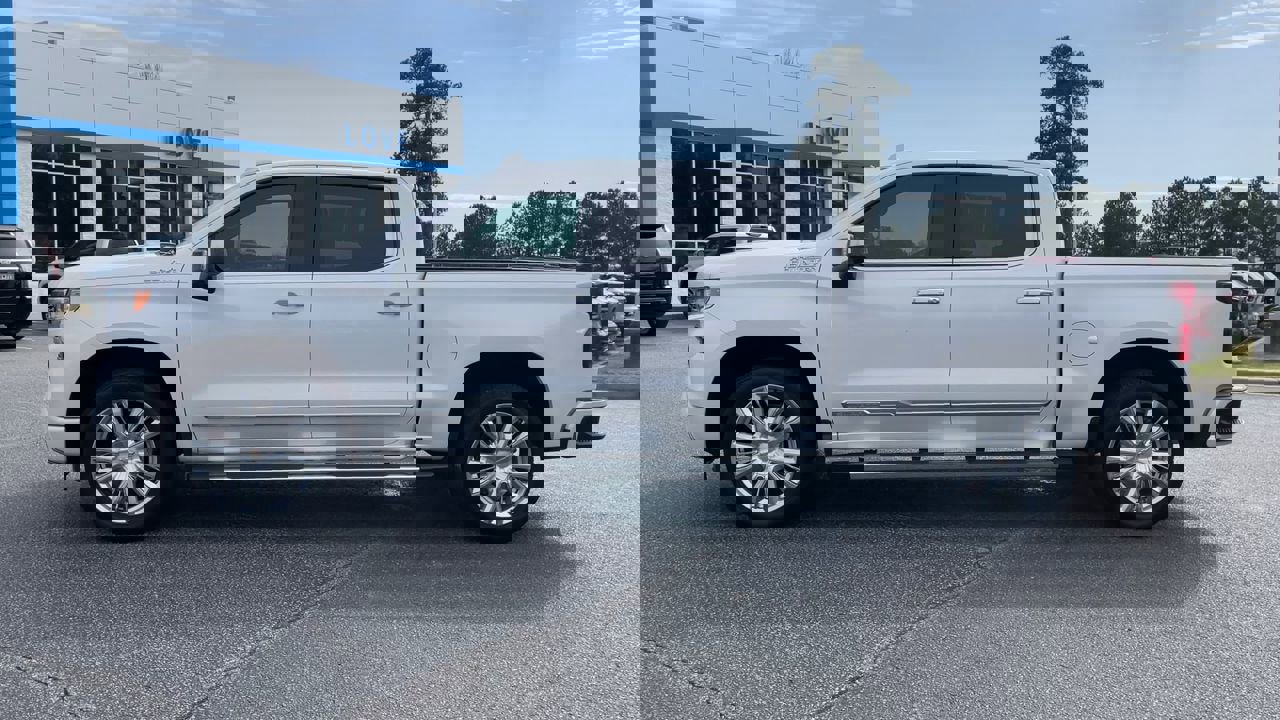 Used 2024 Chevrolet Silverado 1500 High Country w/ High Country Premium Package image 8